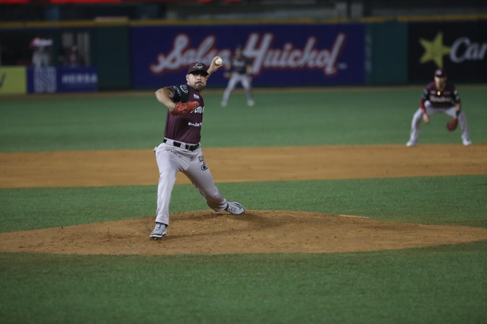 $!Tomateros se impone con autoridad a Venados en el inicio de serie en Mazatlán