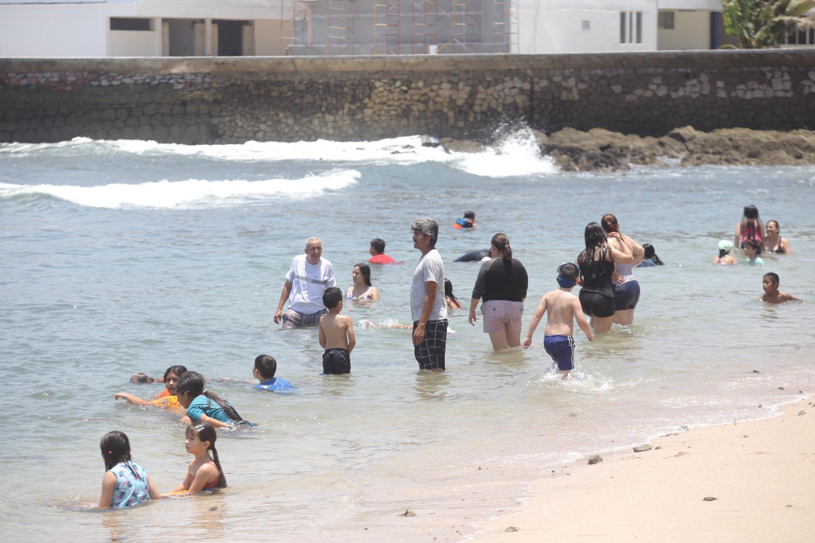 $!Registra Mazatlán sensación térmica de hasta 36 grados por nueva onda de calor