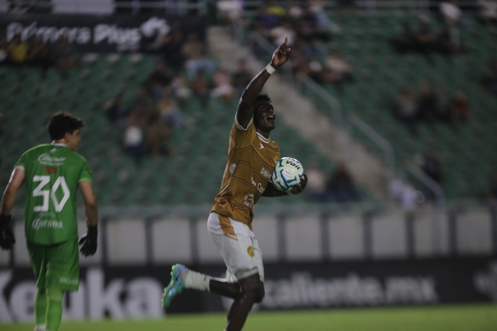 $!Se repite la historia: Dorados viene de atrás para rescatar empate