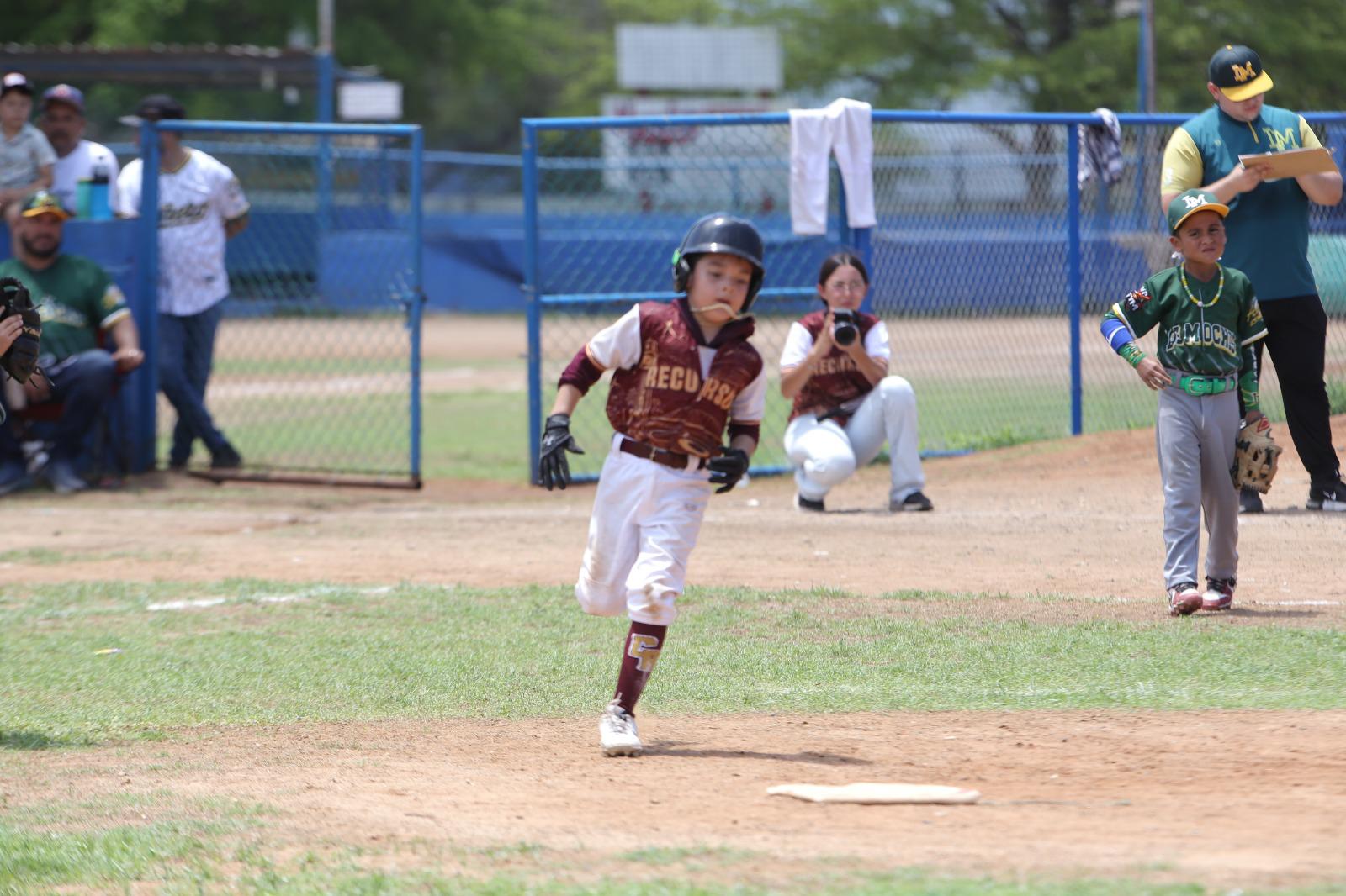$!Liga Ahome Verde conquista el Nacional Escuelita-Pastel celebrado en Mazatlán
