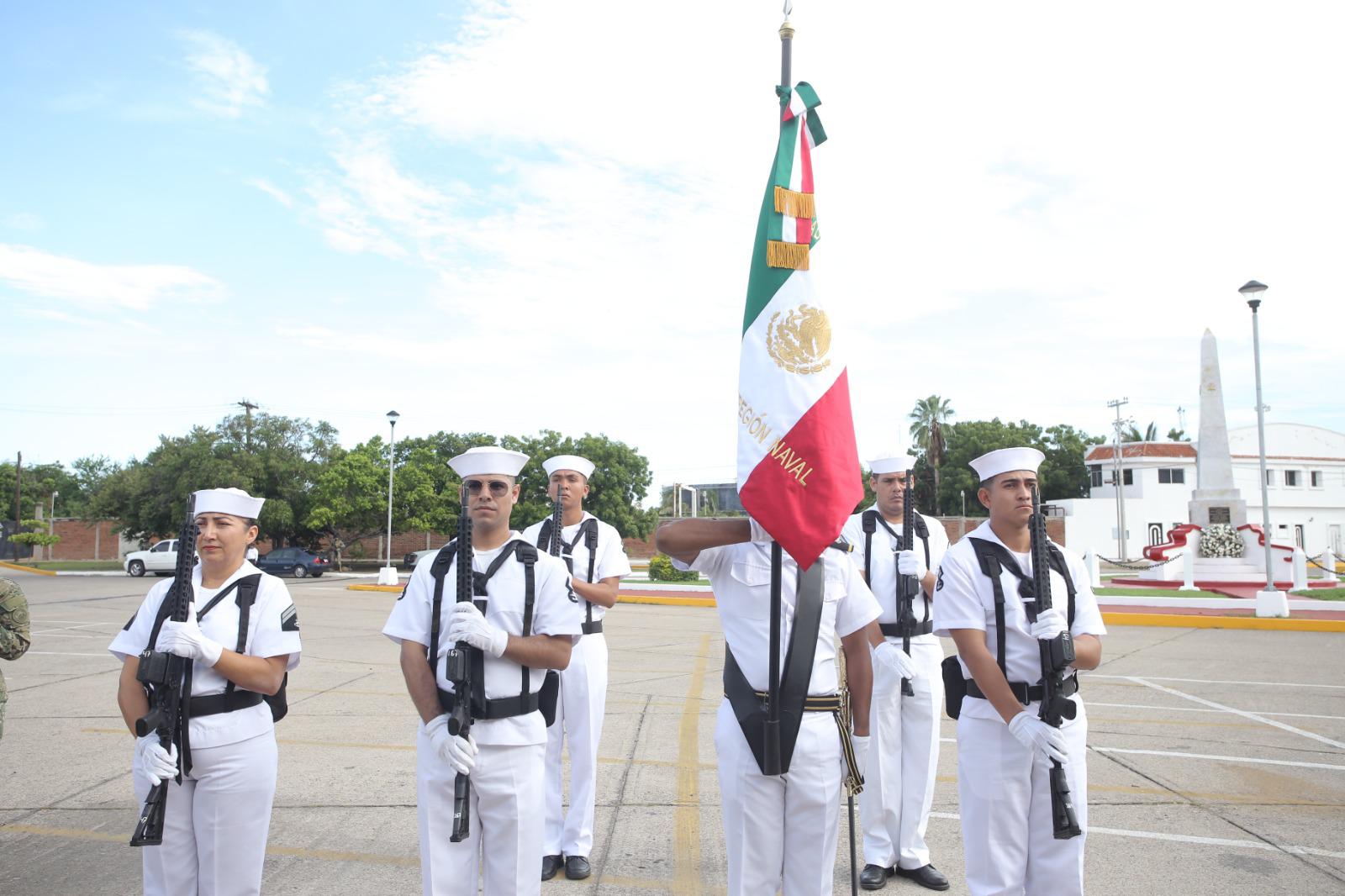 $!Con honores y después de 30 años, recuerdan a los pescadores fallecidos por los huracanes Ismael y Newton