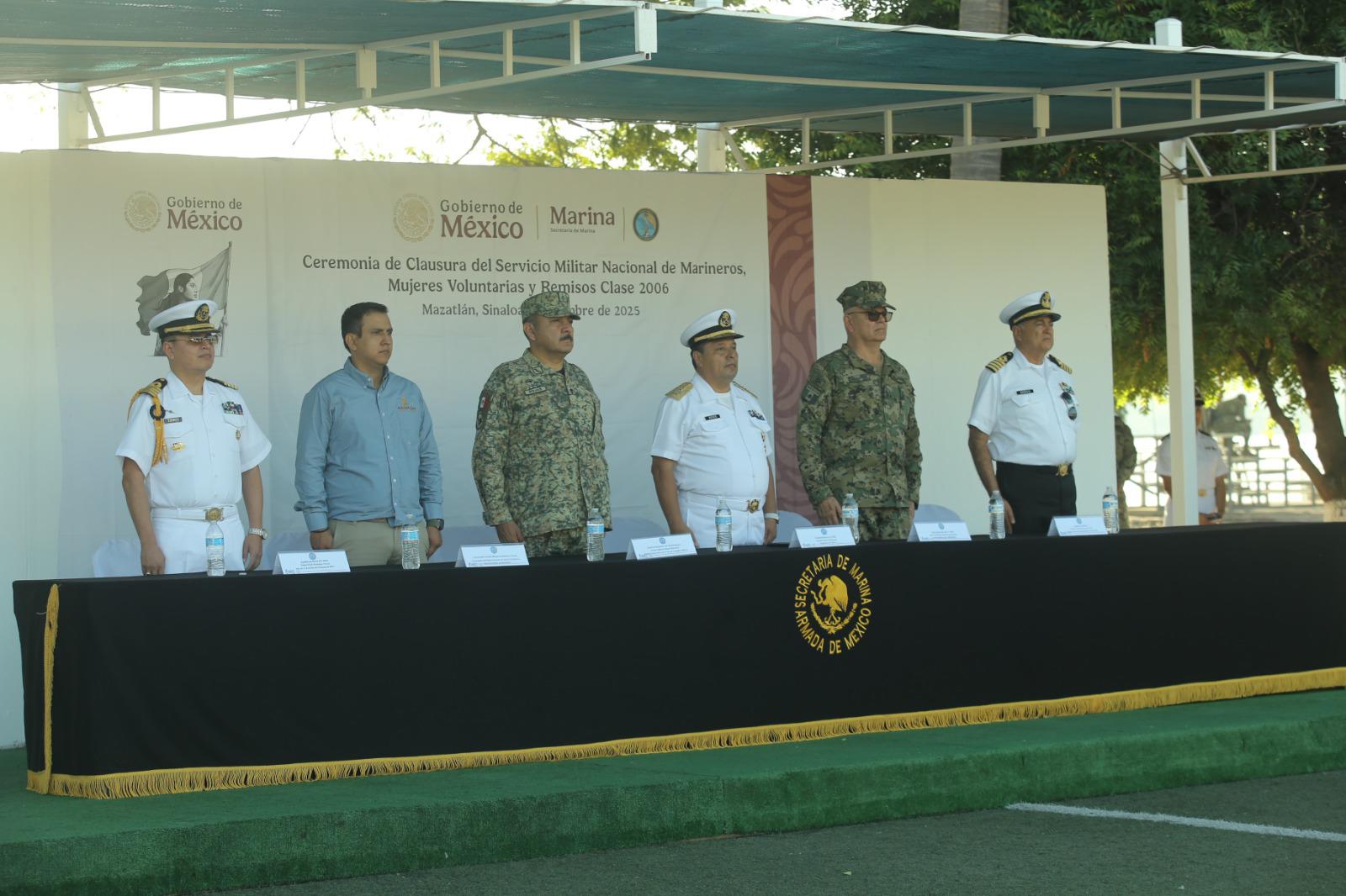 $!Concluyen 85 jóvenes su Servicio Militar y reciben cartilla liberada en la Cuarta Región Naval