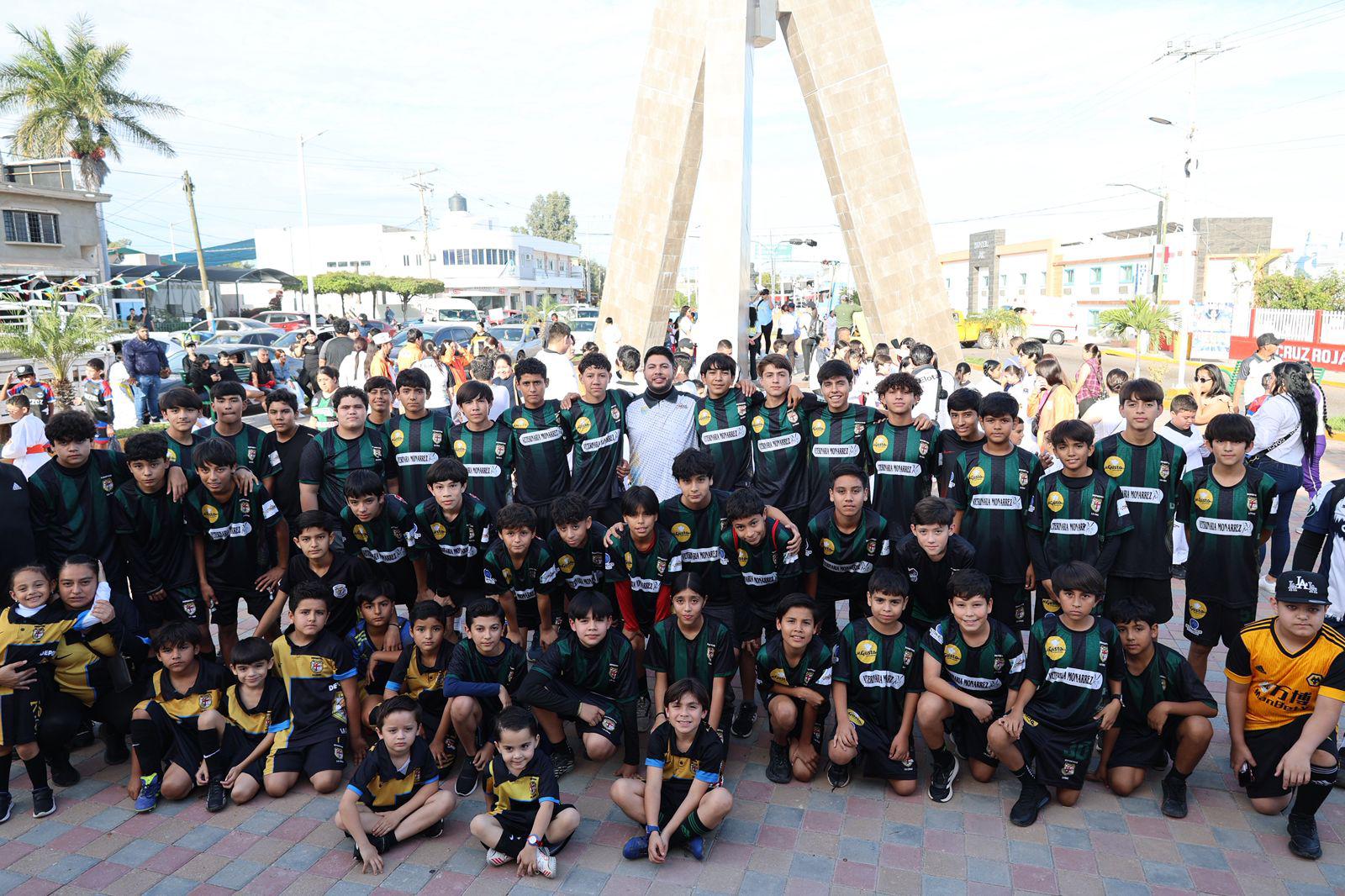 $!Parten 144 atletas de Elota a la etapa estatal de la Olimpiada Nacional Conade 2026