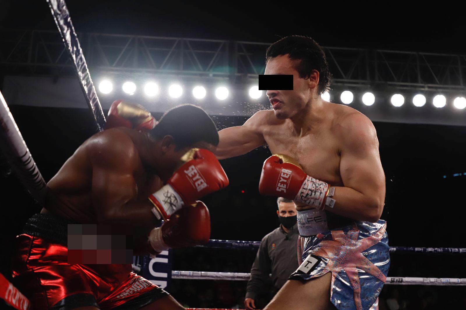 $!Julio César Chávez Jr. sale del penal en Sonora para enfrentar su proceso en libertad