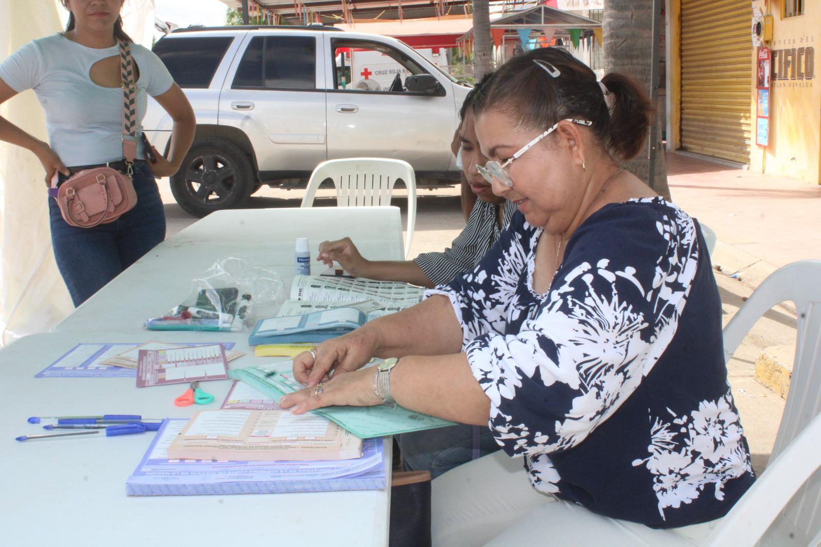 $!Para Dolores, la elección judicial es su décimo proceso como funcionaria de casilla