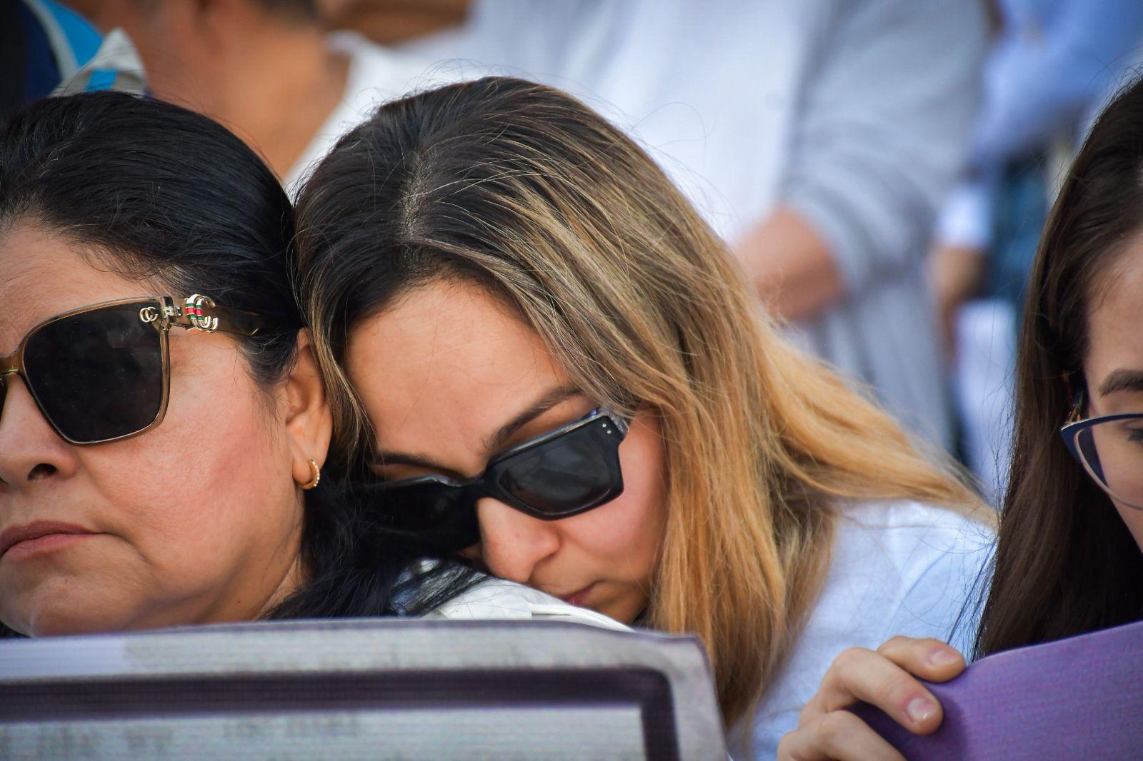 $!‘Que ninguna madre sienta el mismo sufrimiento que yo’; honran memoria de Ricardo Mizael y exigen paz en Sinaloa