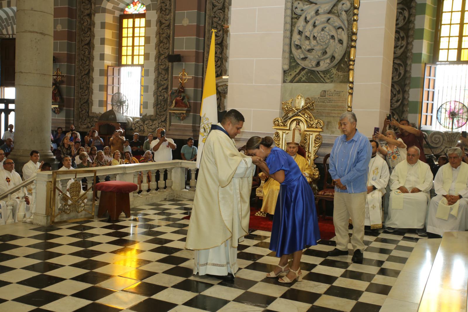 $!Ordenan a Sergio Armando como presbítero; Obispo de Mazatlán agradece por 29 años de su labor