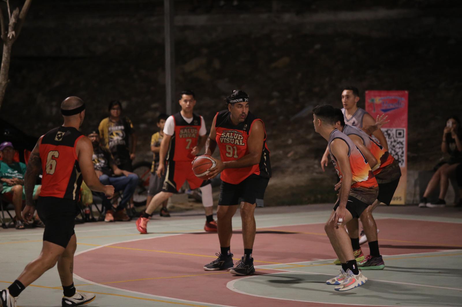 $!Restaurante El Velero deja ir el campeonato en Ciudades Hermanas