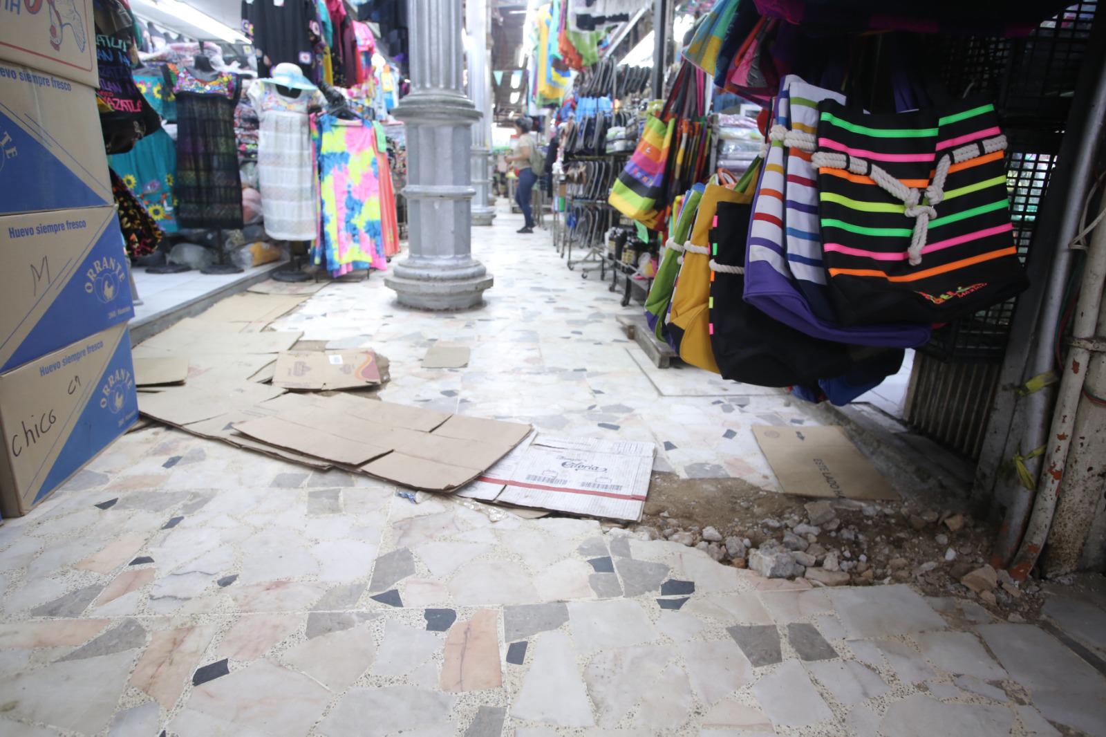 $!Descartan riesgos en obras al interior del Mercado Pino Suárez, en Mazatlán