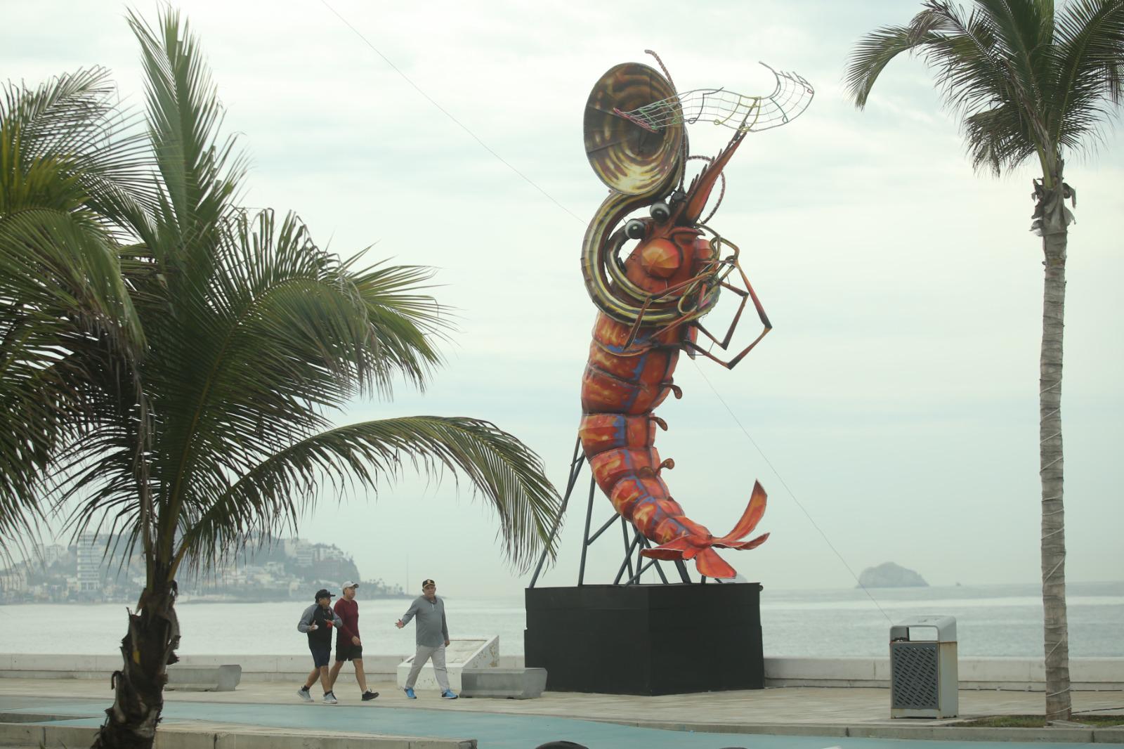 $!El monigote El solista del Estero, esta ubicado por la Avenida del Mar casi cruce con la avenida que da al Acuario y es creación de Henry Wilson.