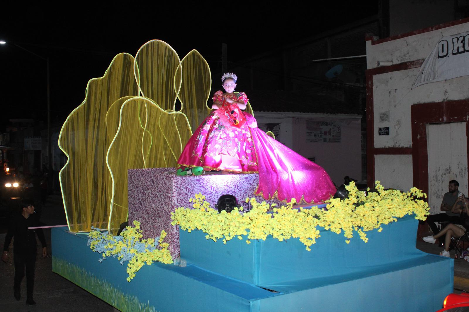 $!Desfile de la Feria de la Primavera llena de alegría las calles de El Rosario