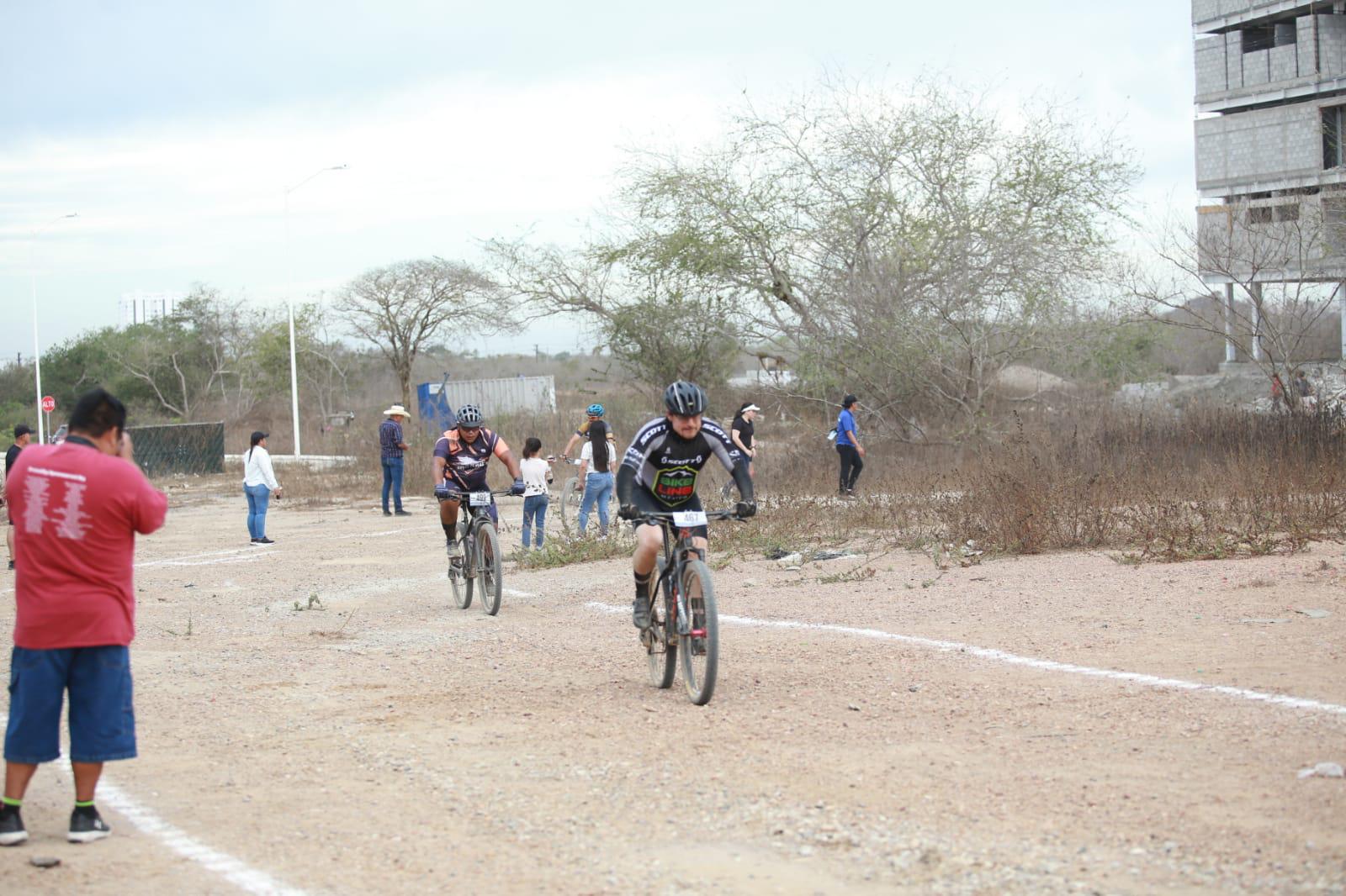 $!Lerma y Ramírez conquistan la Elite en cierre de Serial MTB Mazatlán