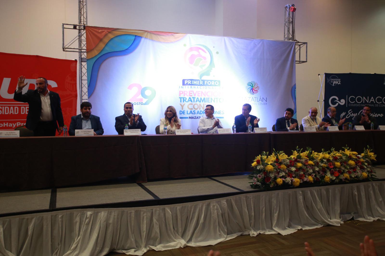 $!México se queda corto en el tratamiento de las adicciones: Capaceta Emus