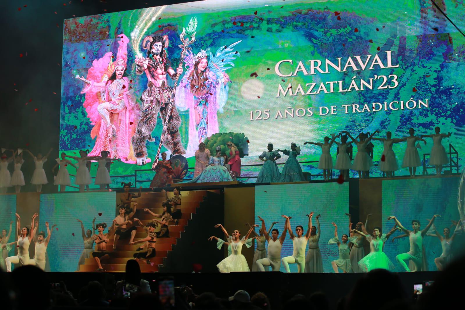 $!Coronan a Melanie I, Reina Infantil del Carnaval de Mazatlán