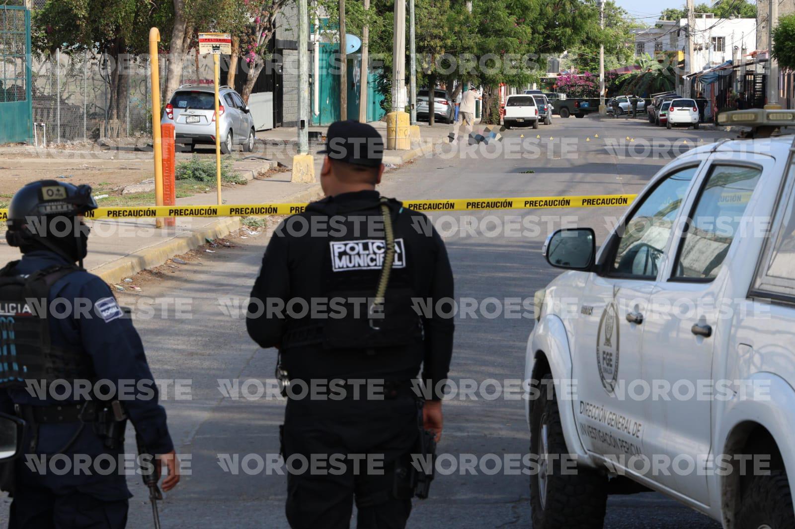$!Matan a un hombre y dejan a otro herido en ataque a balazos en Mazatlán