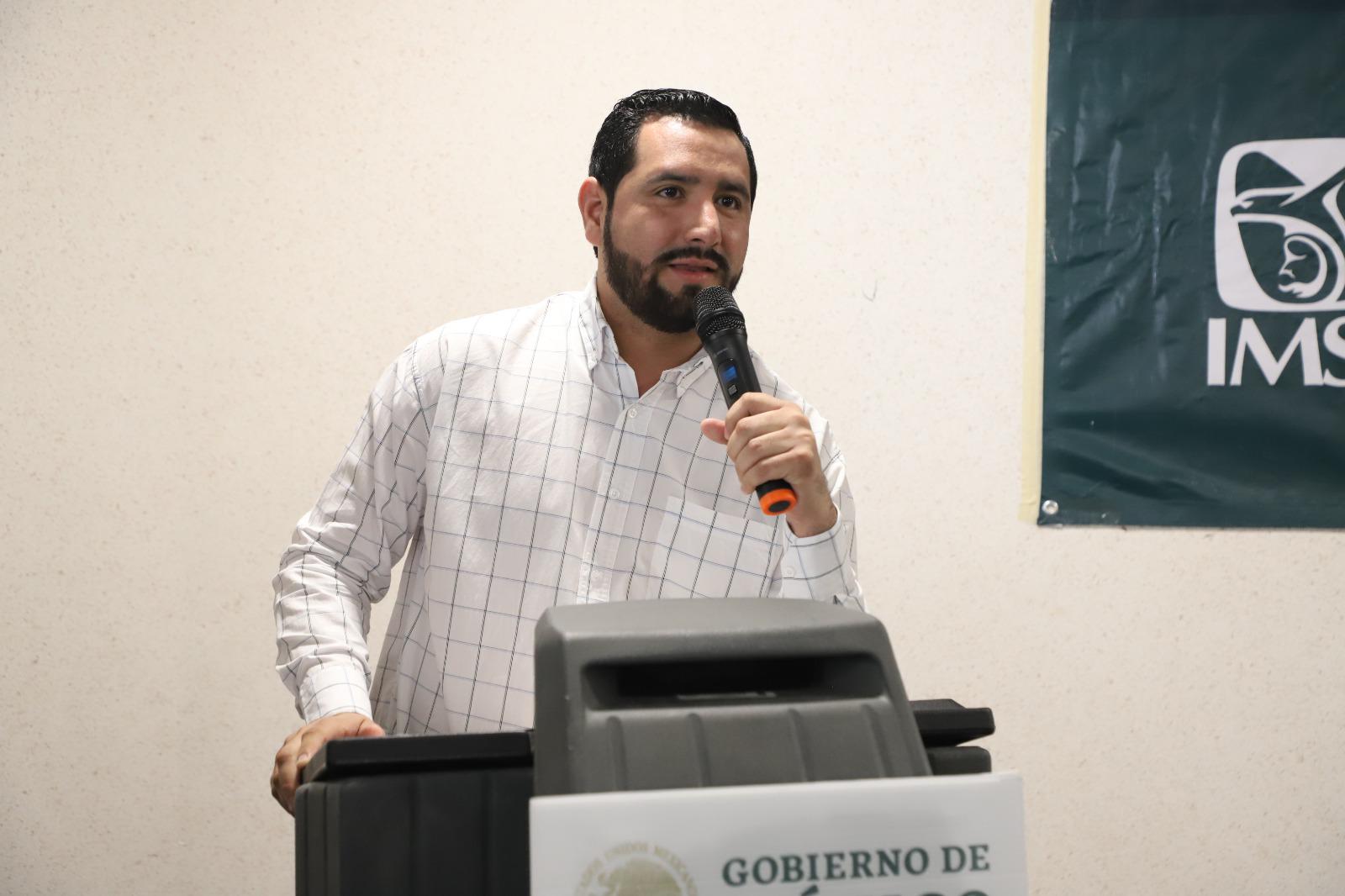 $!Entregan tarjetas del programa ‘La Clínica es Nuestra’, en Mazatlán