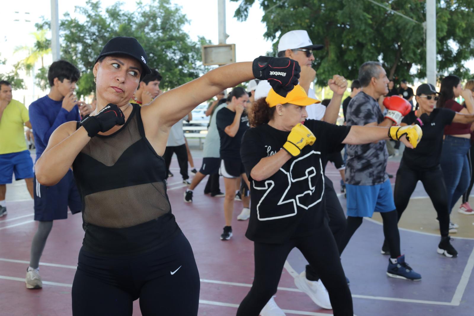 $!Boxeadores profesionales llevan sus técnicas a la Clase Nacional Puños de Transformación en Mazatlán