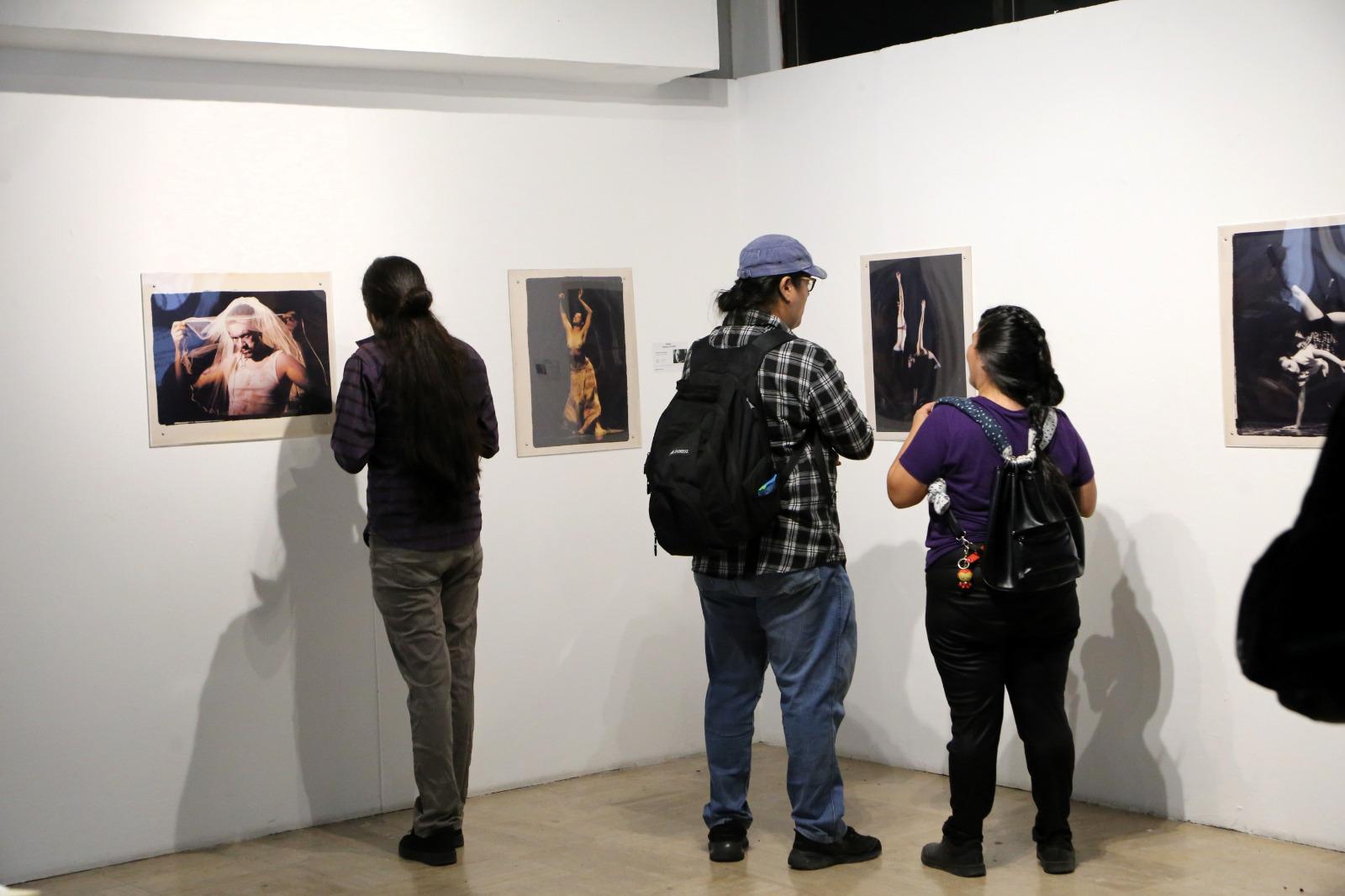 $!‘Ron, Tabaco y Café’ rinde homenaje al fotógrafo Roberto Bernal en Culiacán