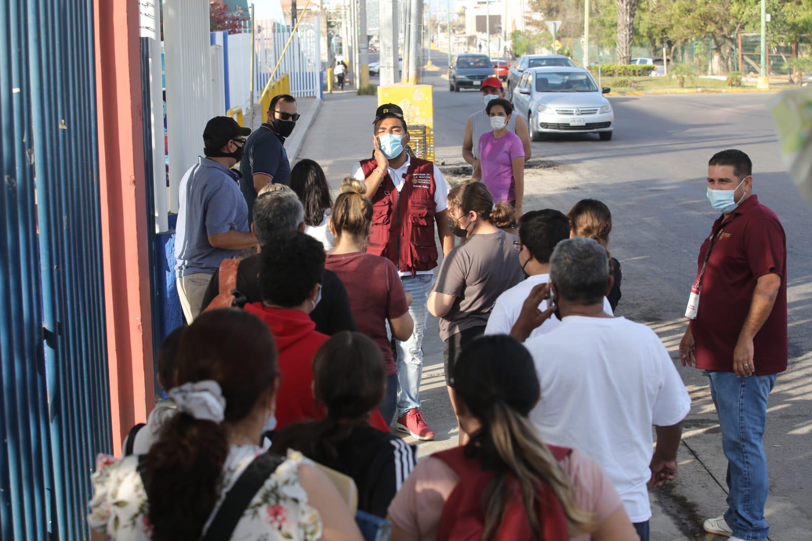 $!Pocos menores de 12 a 14 años se vacunan en Mazatlán contra el Covid
