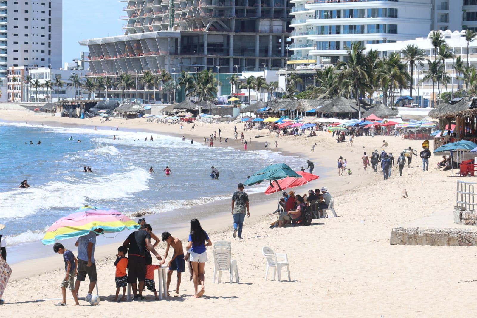 $!Se reactiva economía de Mazatlán por Día de las Madres
