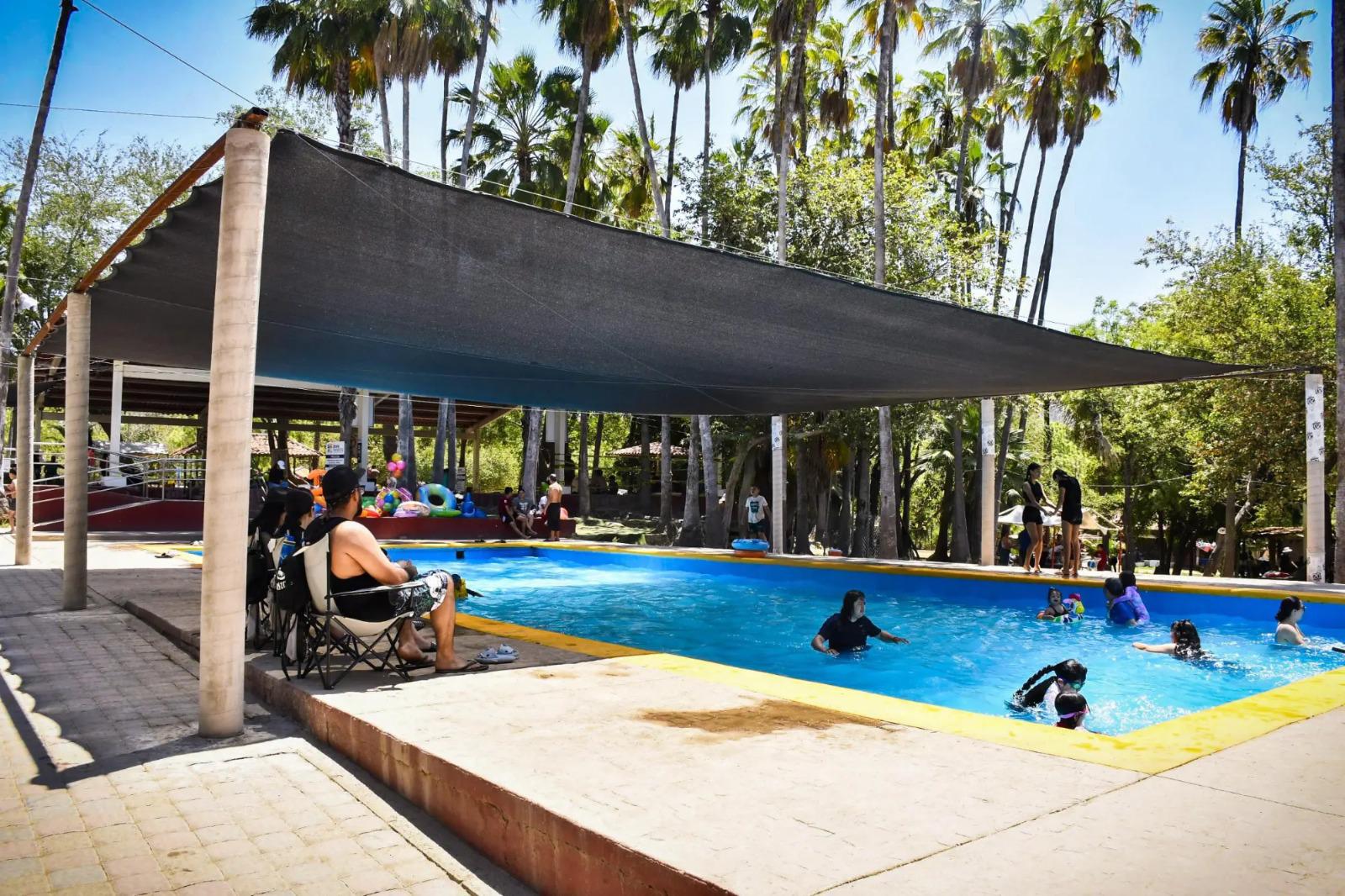 $!Invierte Gobierno más de un millón de pesos para rehabilitar albercas termales en Imala