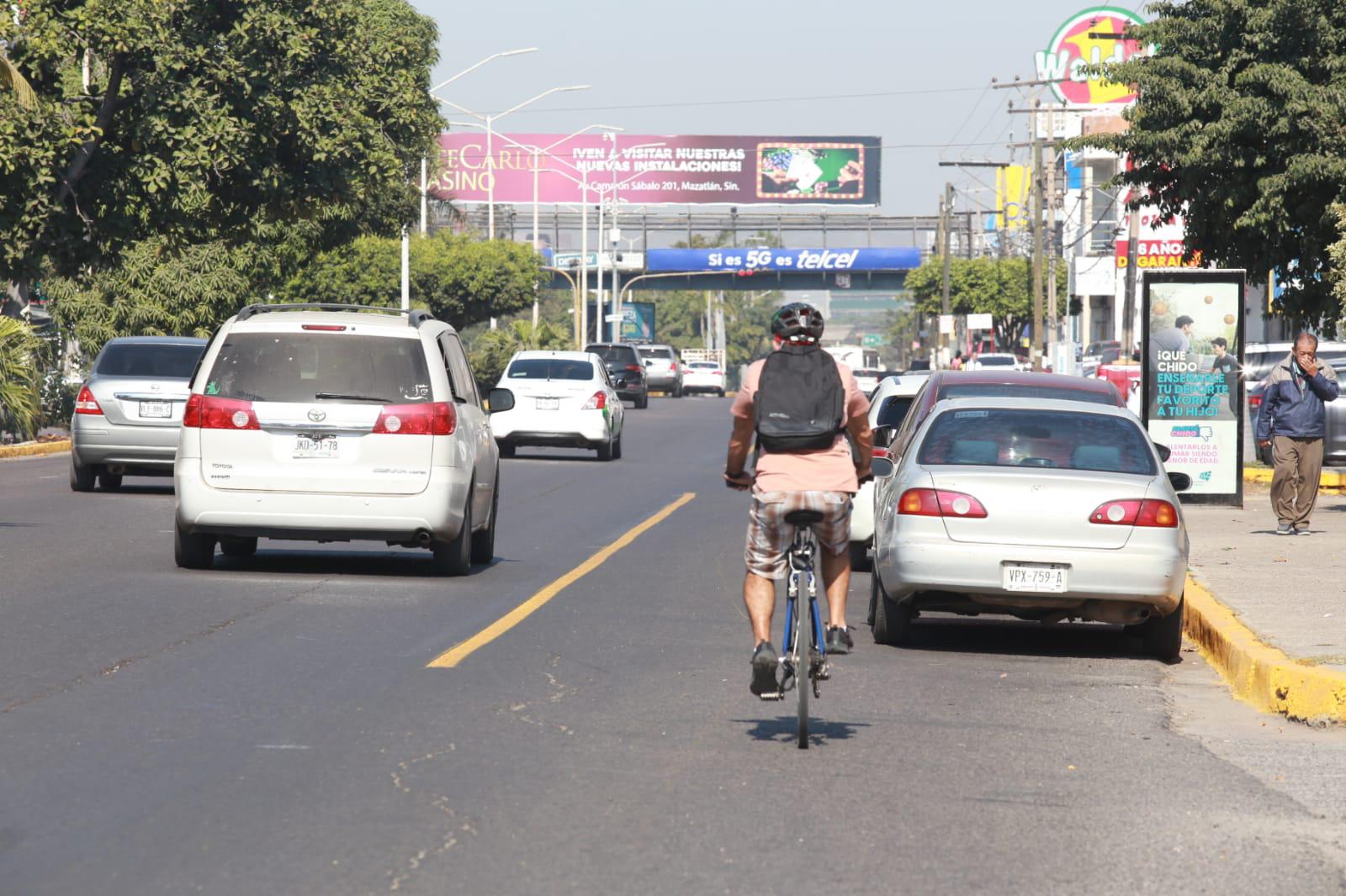 $!Se suman más al rechazo del carril preferencial para transporte en Mazatlán