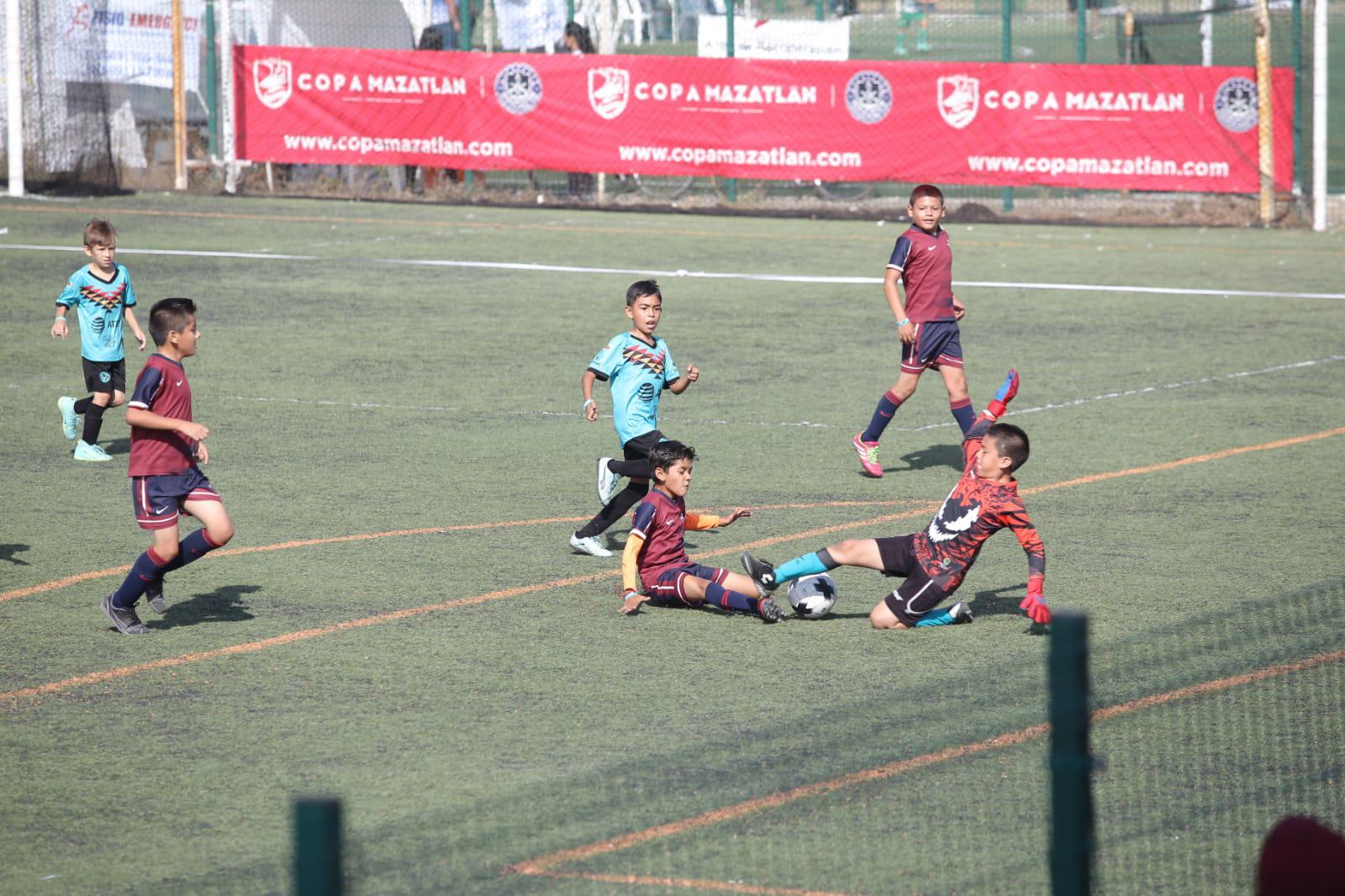 $!Continúa el buen nivel en la Copa Mazatlán de Futbol 2022