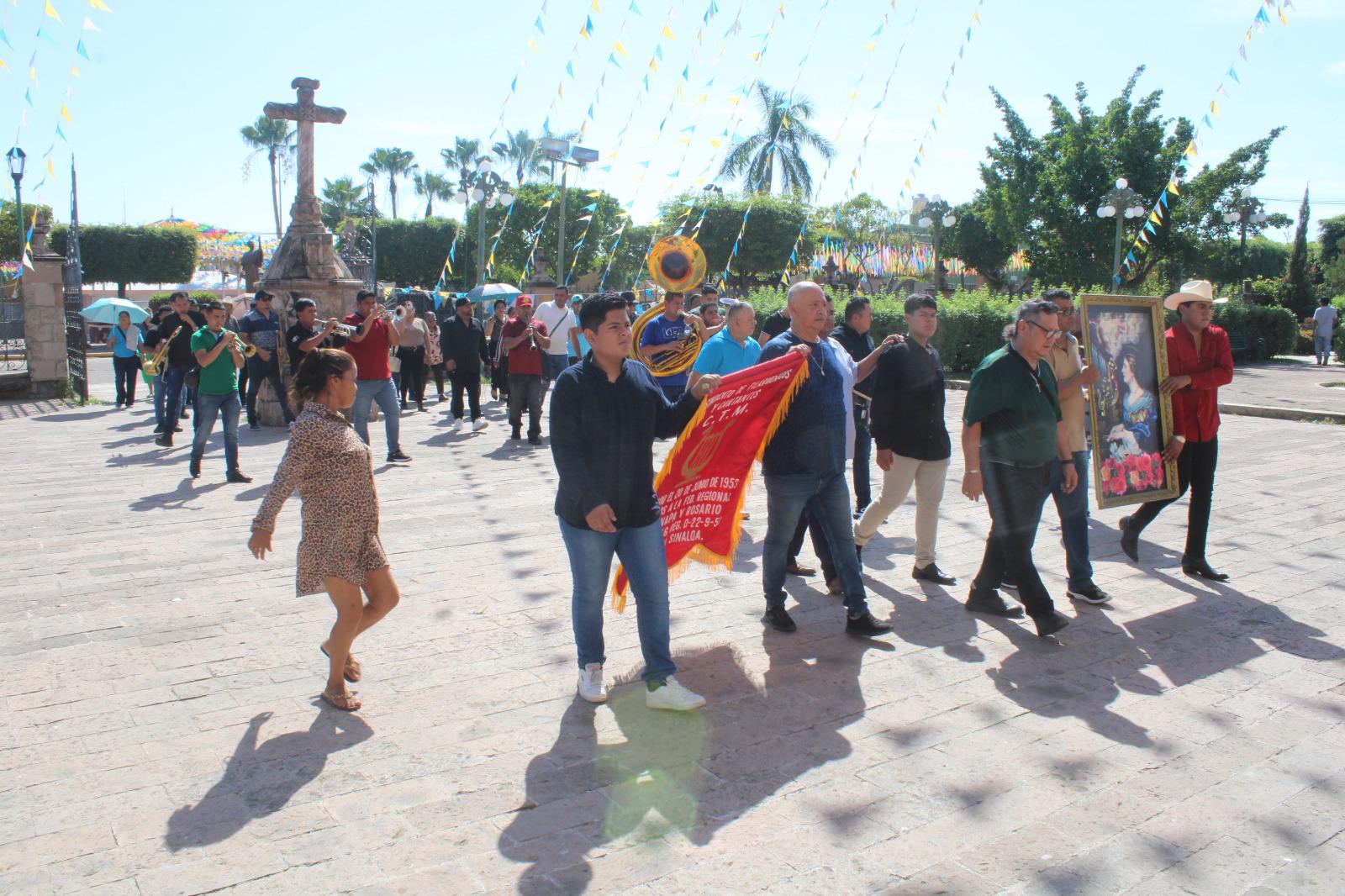 $!Músicos de Rosario celebran a Santa Cecilia con procesión y misa; le piden que haya trabajo