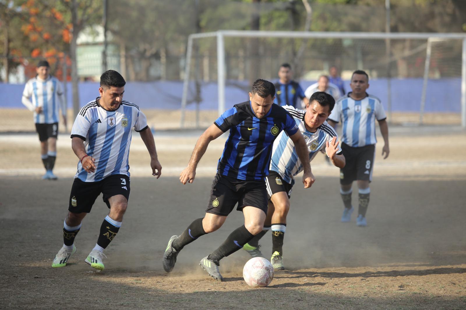 $!Visane-Ramada y Nares-Togo avanzan a semifinales de Liga Intermédicos