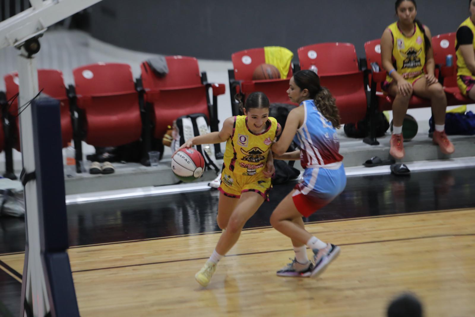 $!Marinas Mazatlán barre en su presentación en el Cibapac