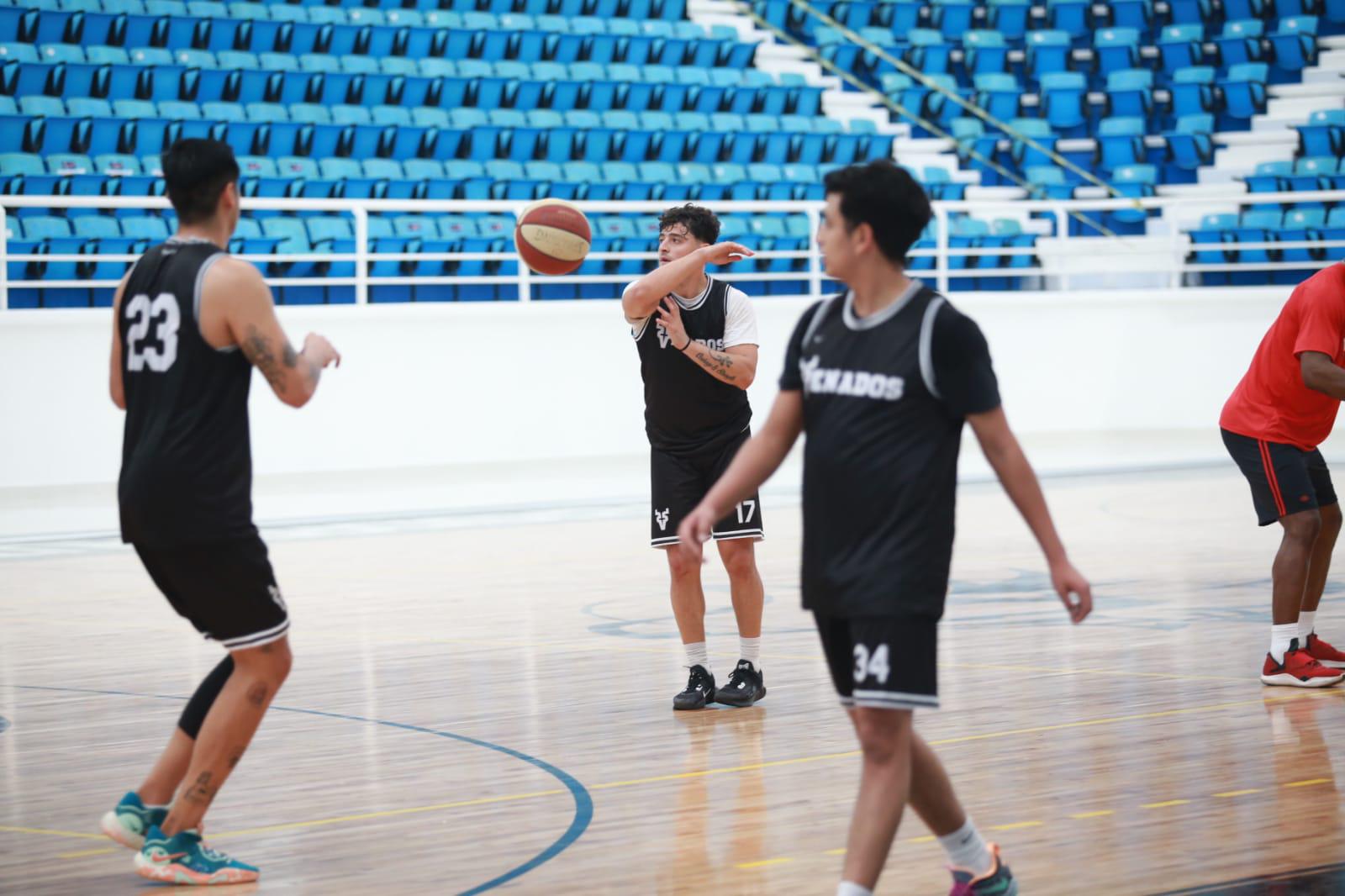 $!Venados Basketball entra al trabajo en cancha en su pretemporada