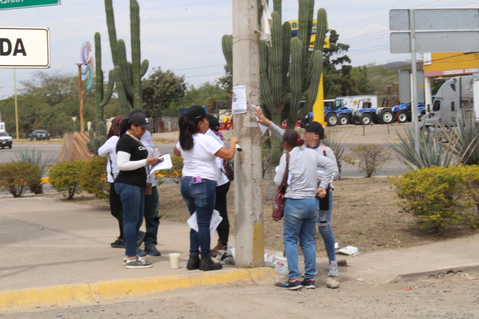 $!Lamenta grupo de rastreadoras que se arranquen carteles de sus desaparecidos