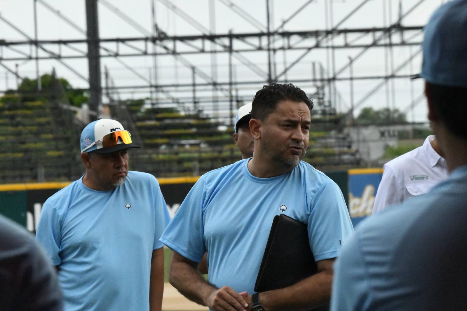 $!Algodoneros abre su campo de entrenamiento con 32 peloteros