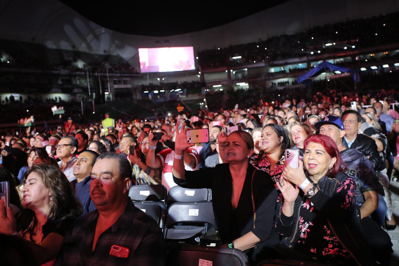 $!Los asistentes disfrutaron de la velada.