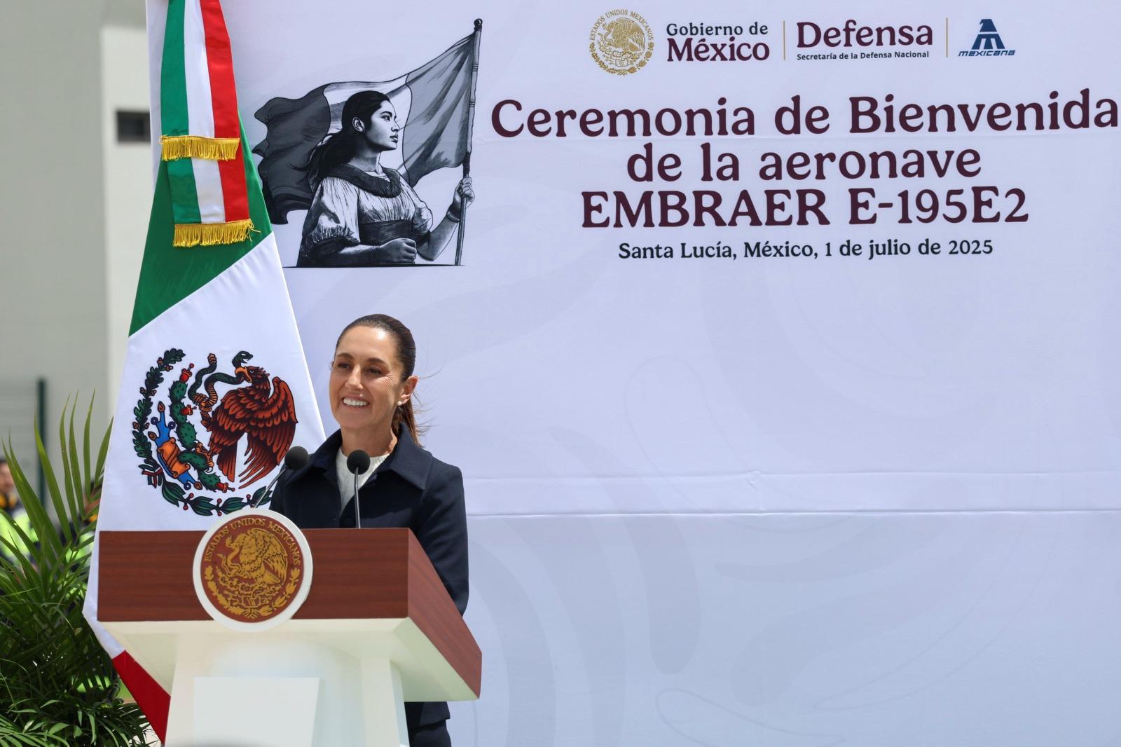 $!Recibe Sheinbaum primera de 20 aeronaves Embraer E195-E2 para Mexicana de Aviación