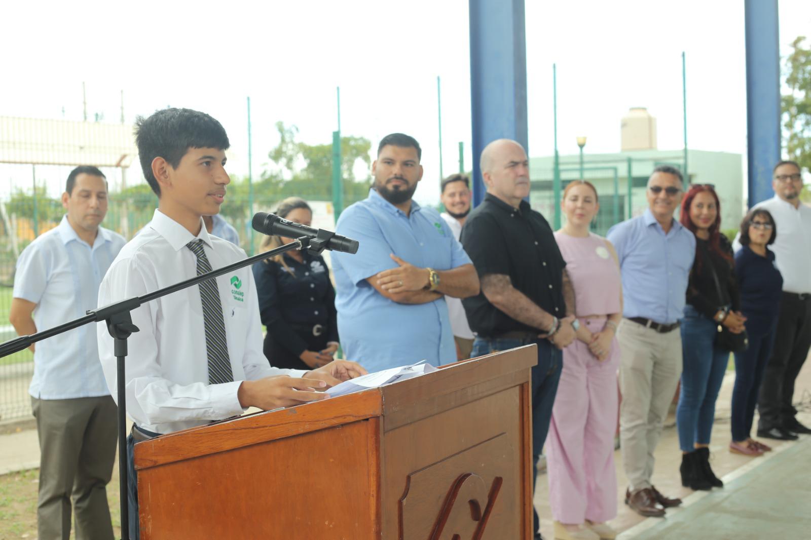 $!Premian a Jesús Fernando Anguiano Varela como Campeón Nacional de Cálculo