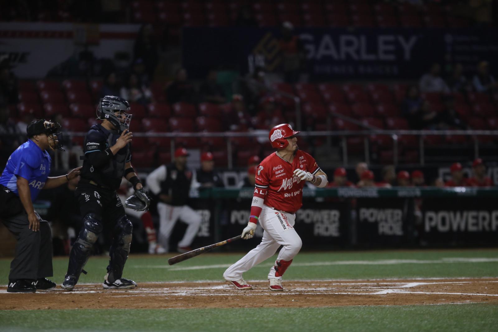 $!Kingham rompe maleficio y enfila a Venados llevarse primero de la serie ante Sultanes