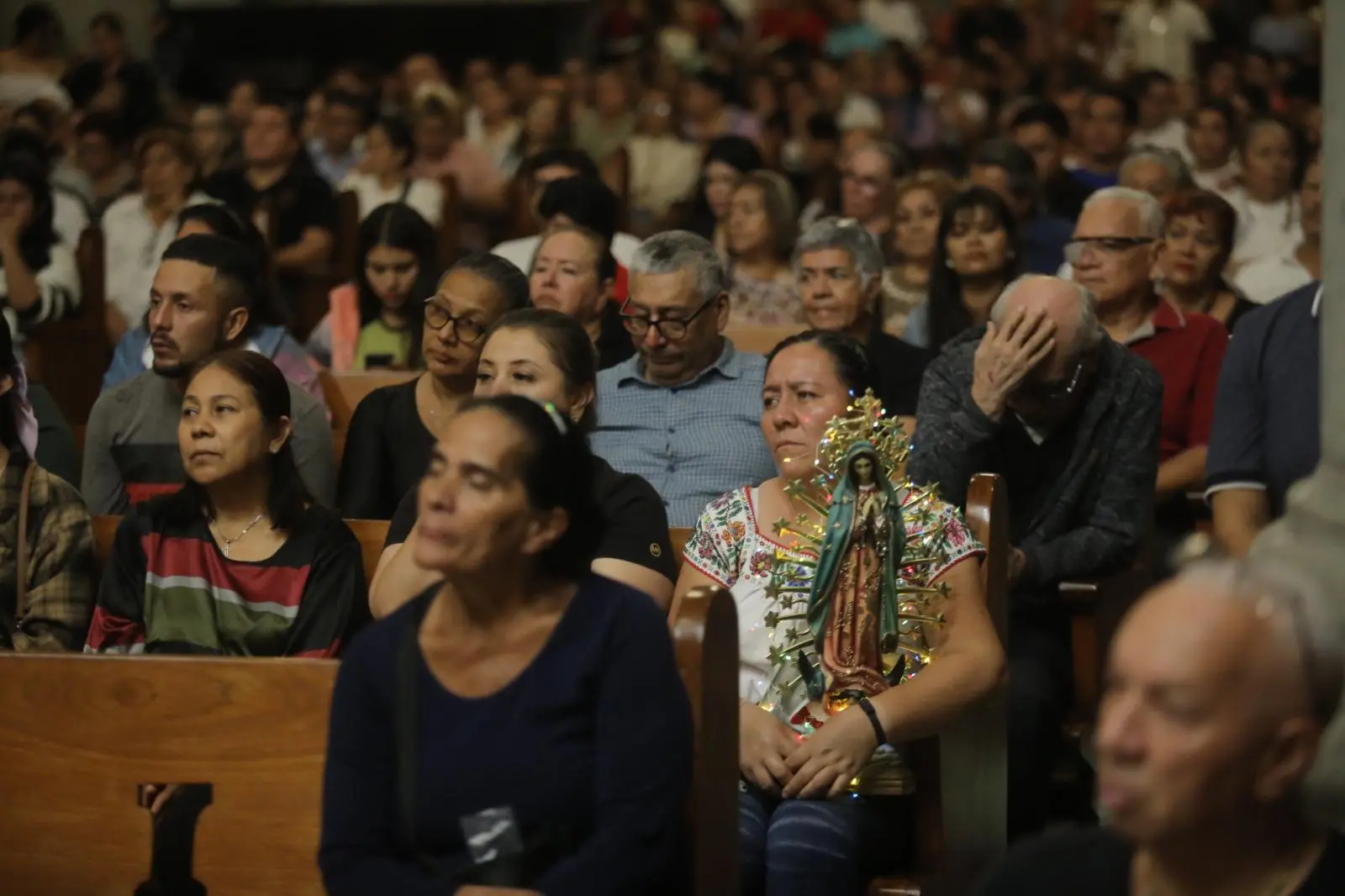 $!Cantan ‘Las Mañanitas’ a la Virgen de Guadalupe y piden por la paz en Sinaloa