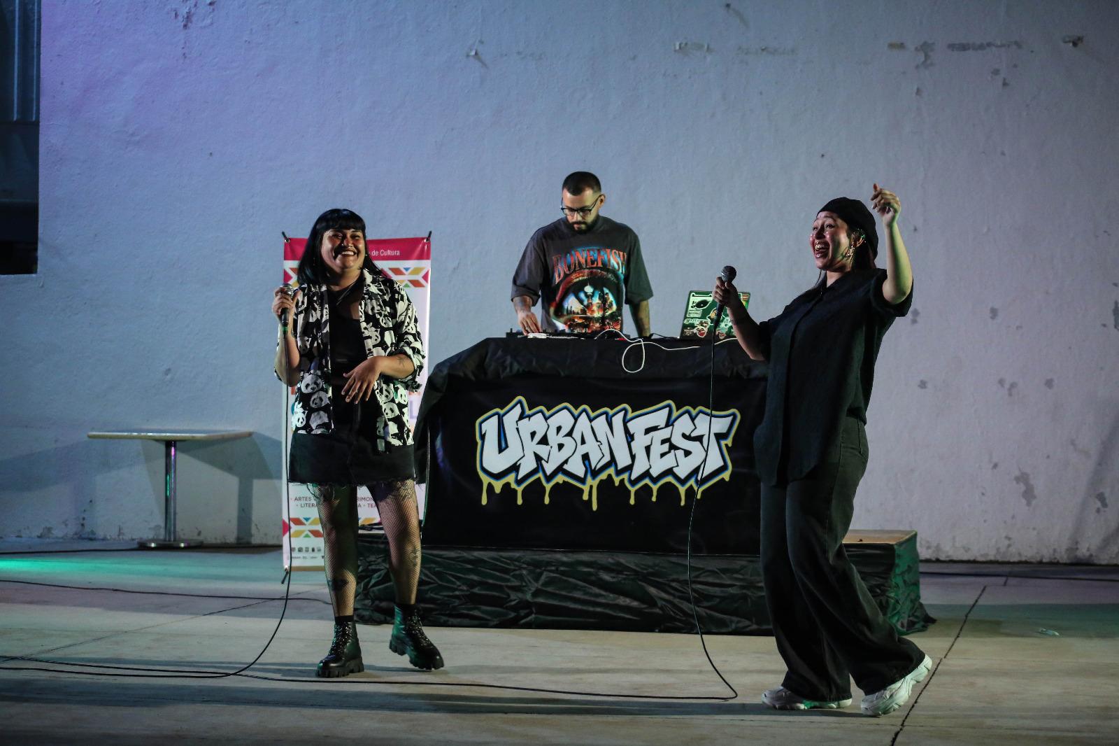 $!El Urban Fest reunió a la comunidad hip hopera en el Ágora Rosario Castellanos con música y baile.