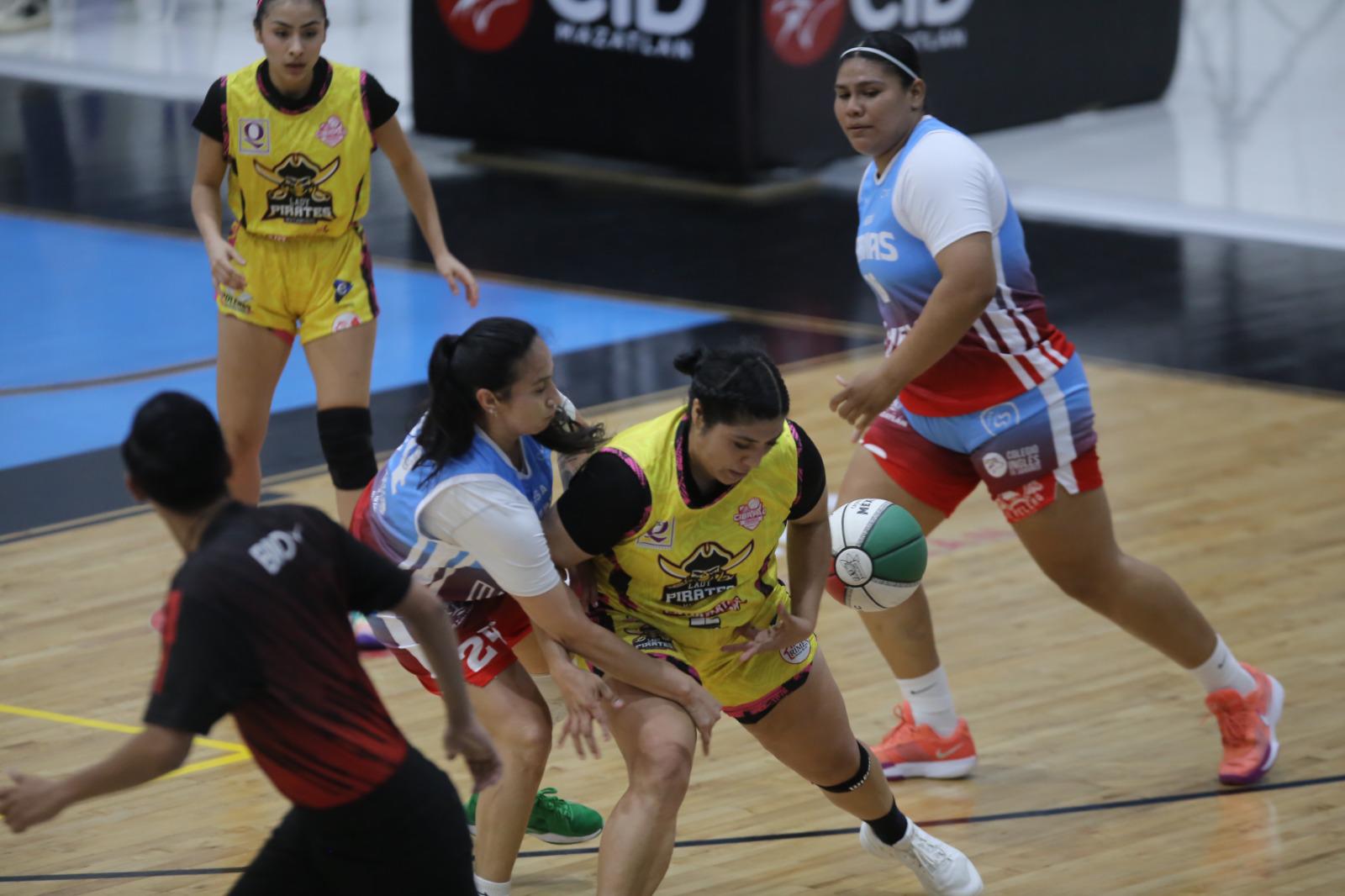 $!Marinas Mazatlán barre en su presentación en el Cibapac