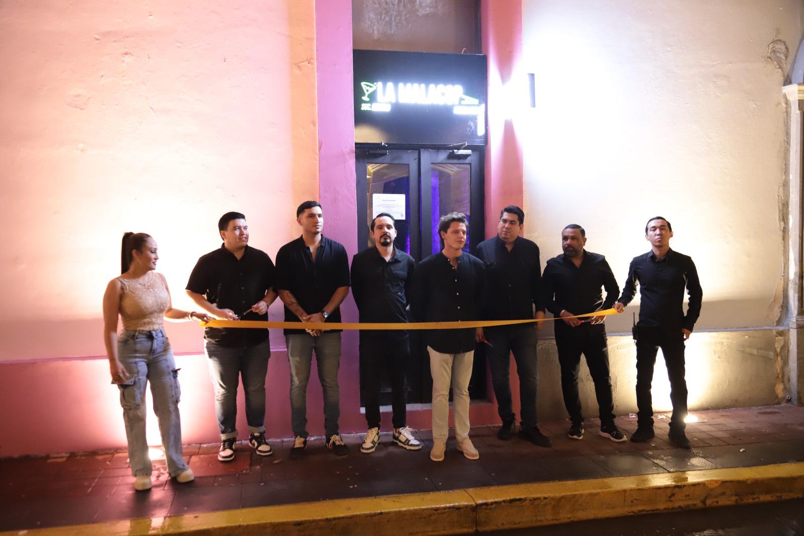$!Cortan el listón para declarar la inauguración formal.