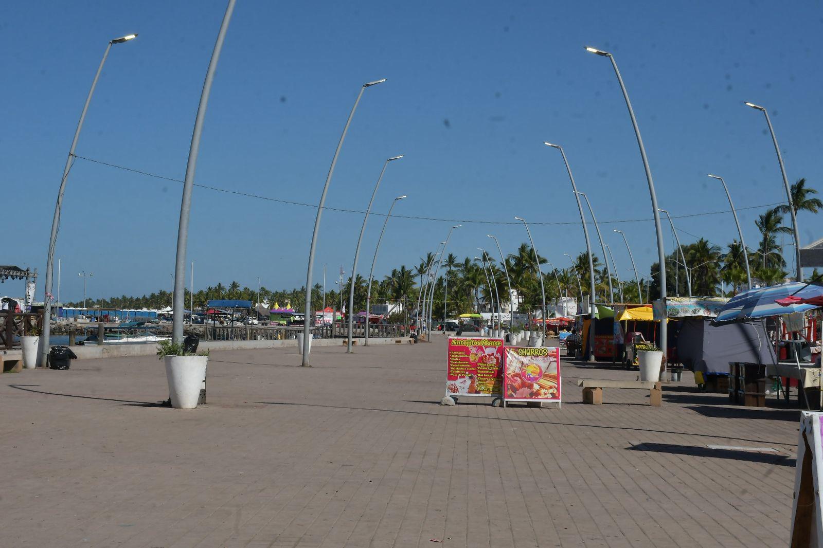 $!Visitantes reportan desde playas impecables hasta presencia de desechos en Altata