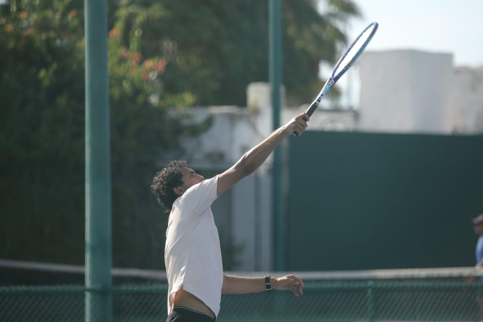 $!Villanueva y Nieto sellan victorias en Copa de Tenis Amstel de la Independencia