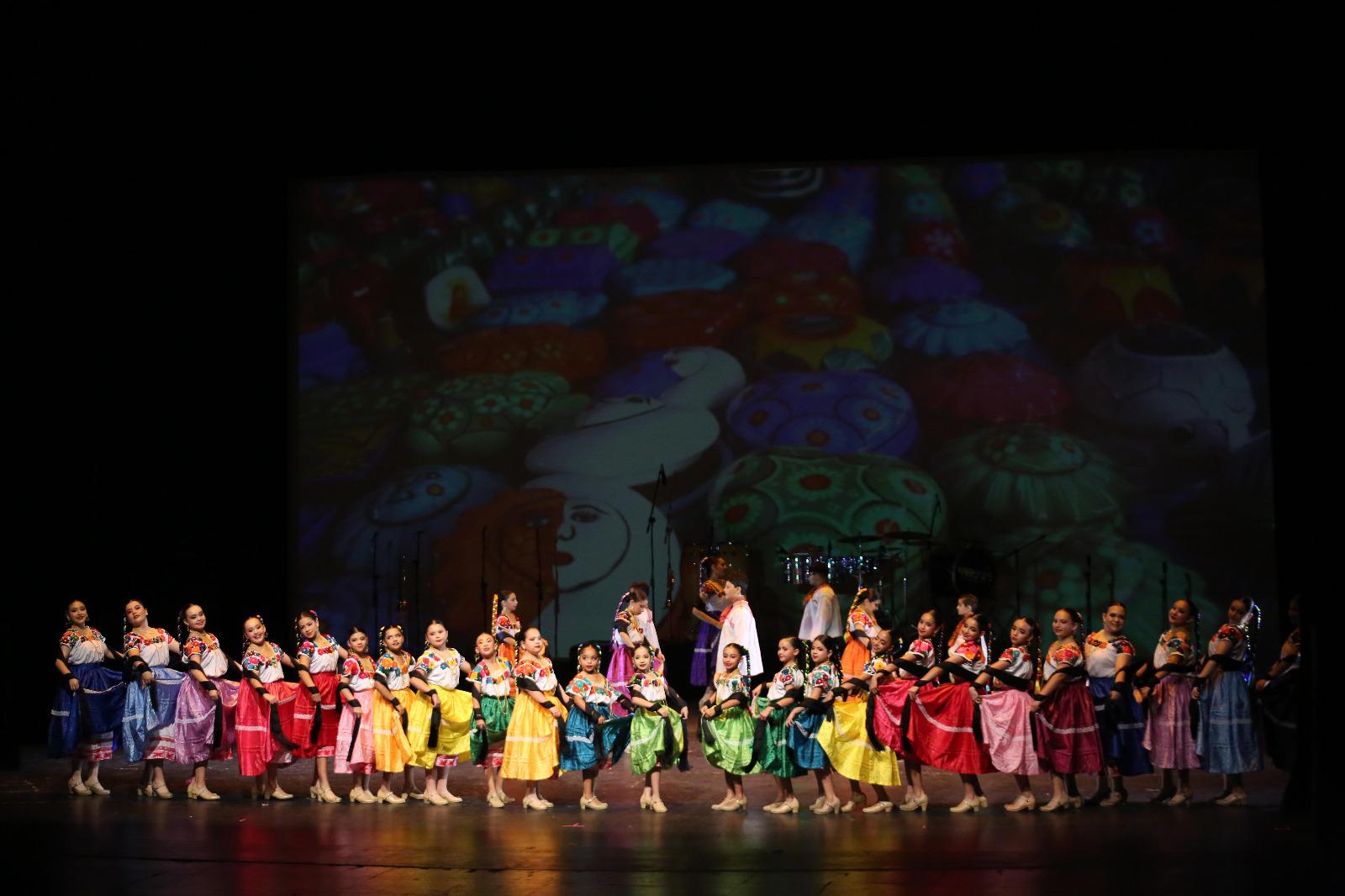 $!El Taller infantil interpretó Sones de la huasteca.