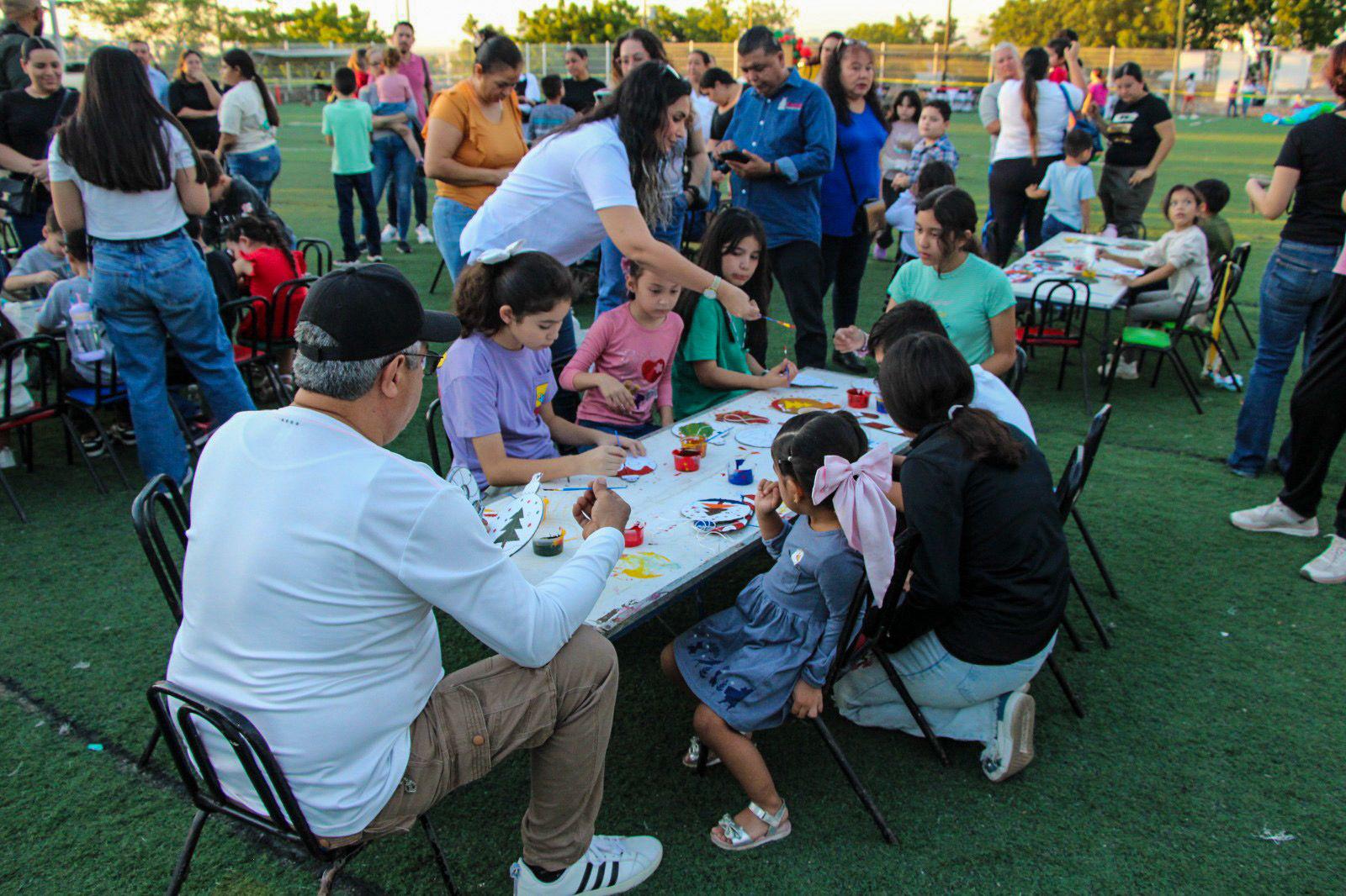 $!Algunos papás se sumaron a las actividades.