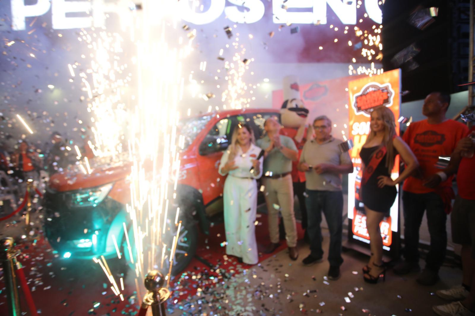 $!Entrega Carnes Selectas Nayarit Camioneta JAC Frison a un cliente en Mazatlán