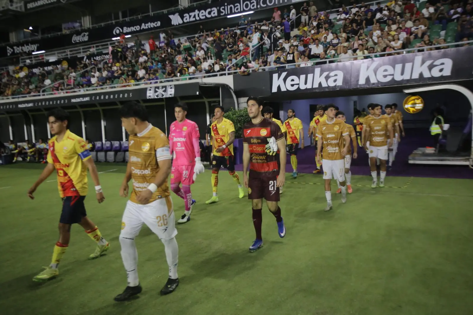 $!Dorados deja ir el empate desde el penal y cae 0-1 ante Atlético Morelia en Mazatlán