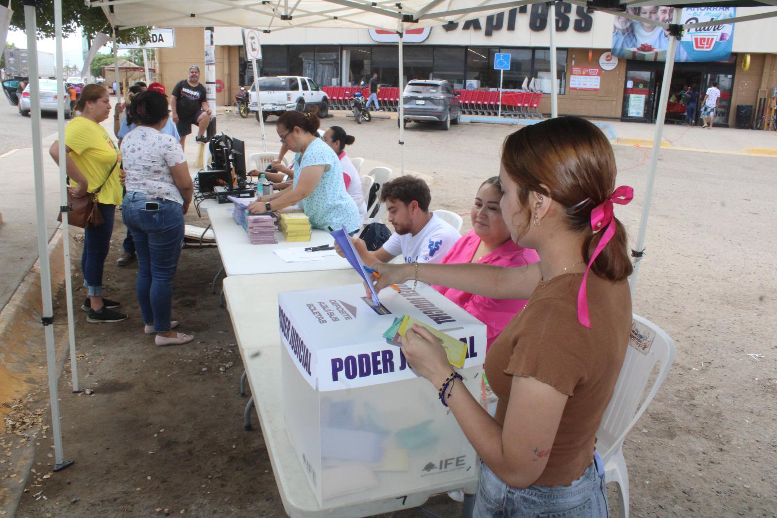 $!Casilla especial de elección judicial en Rosario inicia con buena afluencia