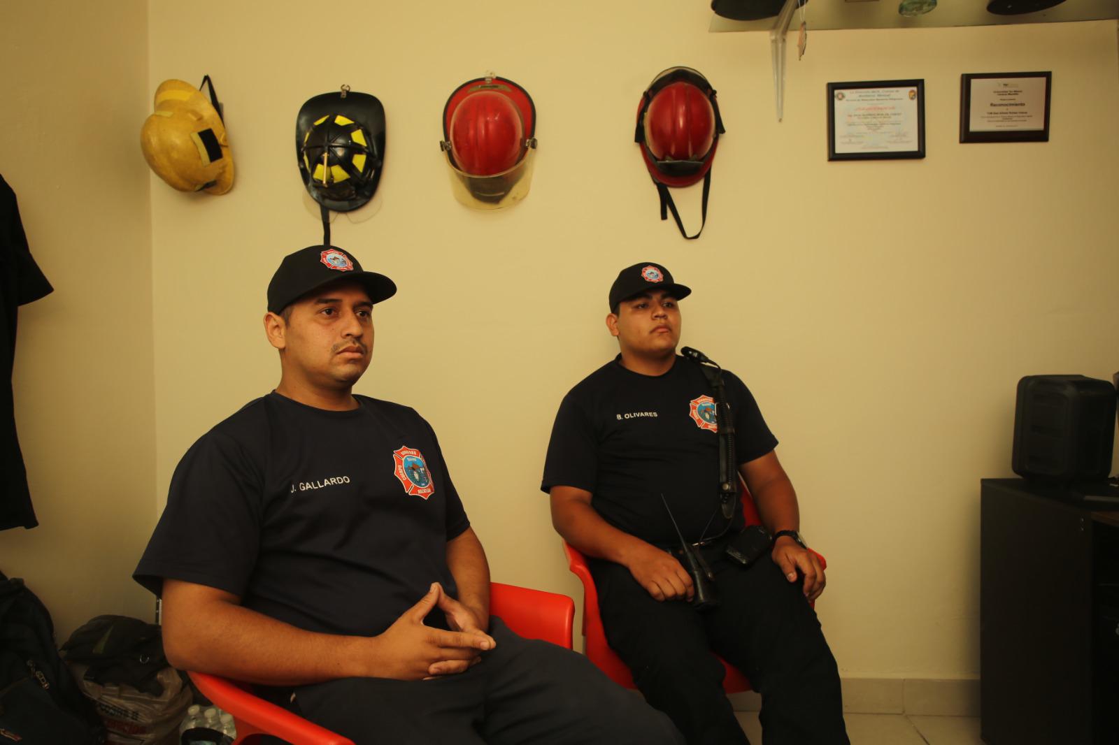 $!Brayan y Jesús, dos bomberos que viven la paternidad entre llamas