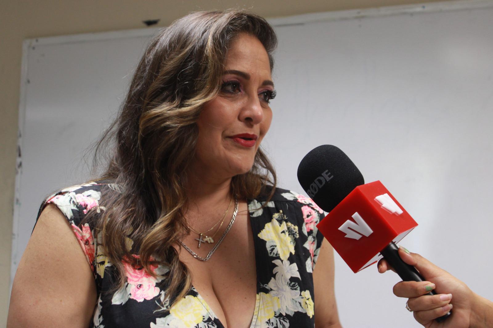 $!Gaby Fernández de Lara comparte su experiencia y ética en panel sobre periodismo deportivo en Culiacán